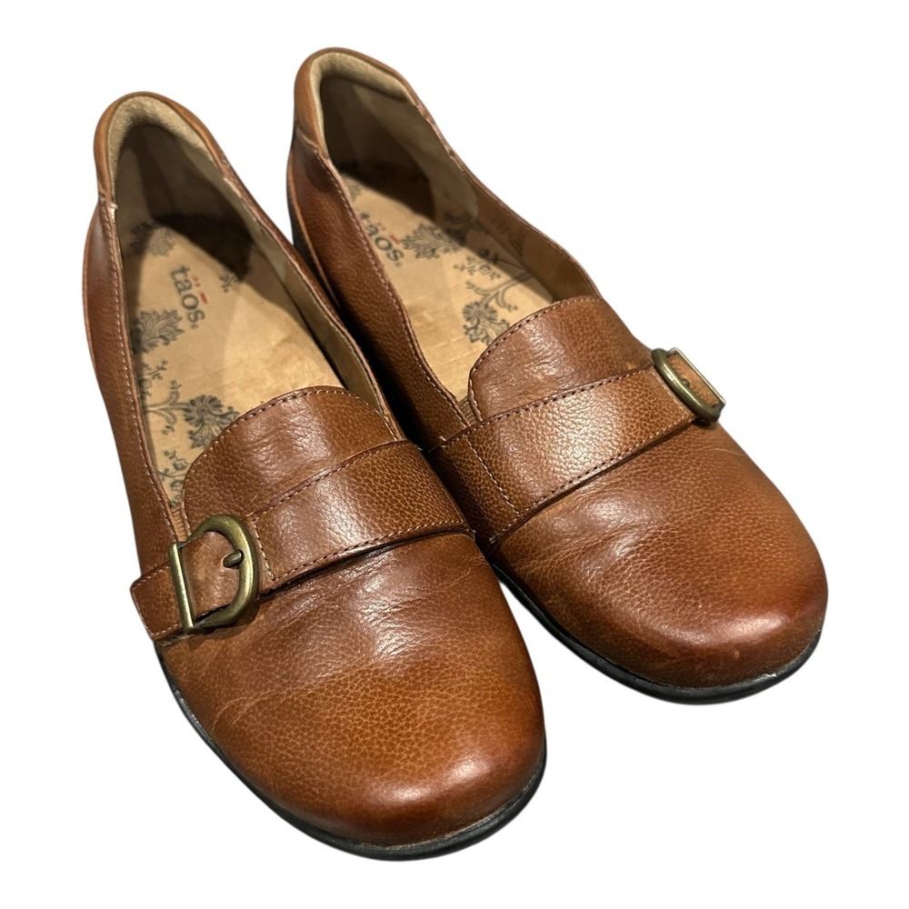 Taos Uppity Leather Loafers Brown Buckle Slip On Shoes UPP-13718 Womens 9.5